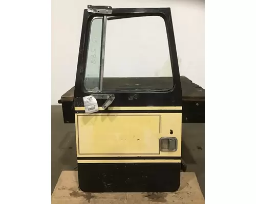 VOLVO WG Door Assembly