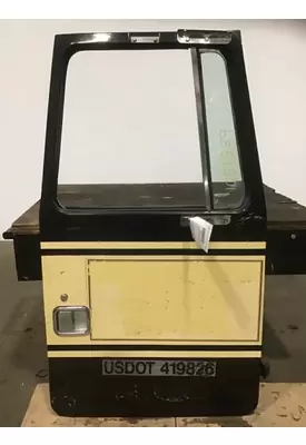 VOLVO WG Door Assembly