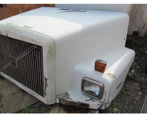 VOLVO WG Hood