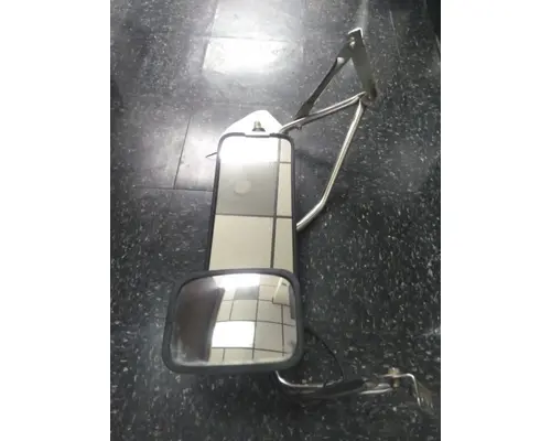 VOLVO WG MIRROR ASSEMBLY CABDOOR