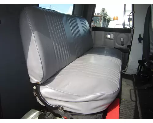 VOLVO WG SEAT, REAR