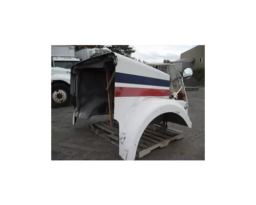 VOLVO WHITE GMC Hood