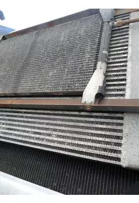 VOLVO WIA Air Conditioner Condenser