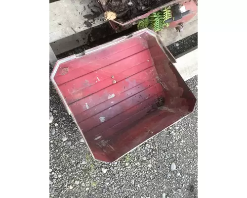 VOLVO WIA BATTERY BOX