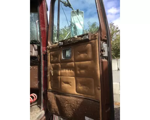 VOLVO WIA DOOR ASSEMBLY, FRONT