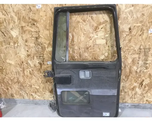 VOLVO WIA DOOR-FRONT