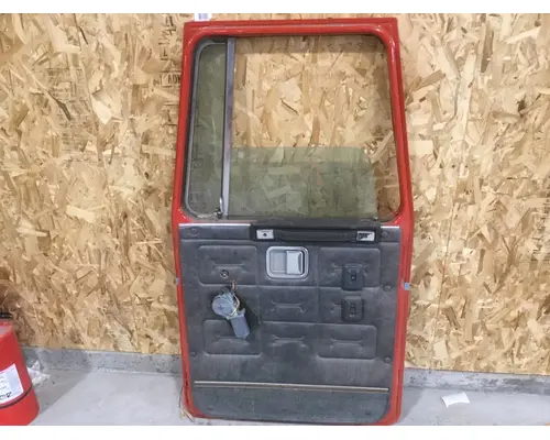 VOLVO WIA DOOR-FRONT