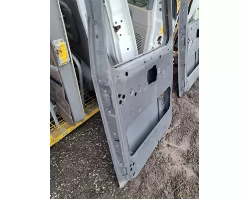 VOLVO WIA Door Assembly, Front