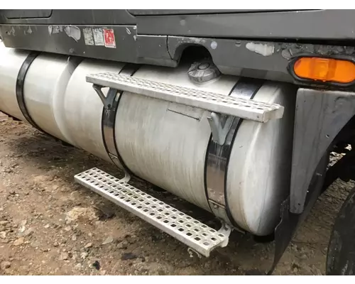 VOLVO WIA FUEL TANK