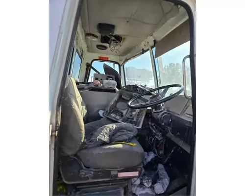 VOLVO WXLL Cab Assembly