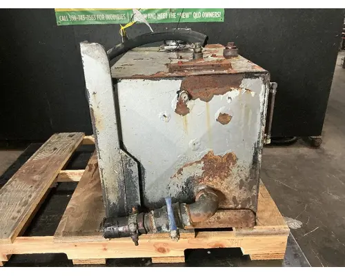 VOLVO WXLL Hydraulic Tank