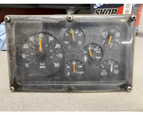 VOLVO WXLL Instrument Cluster