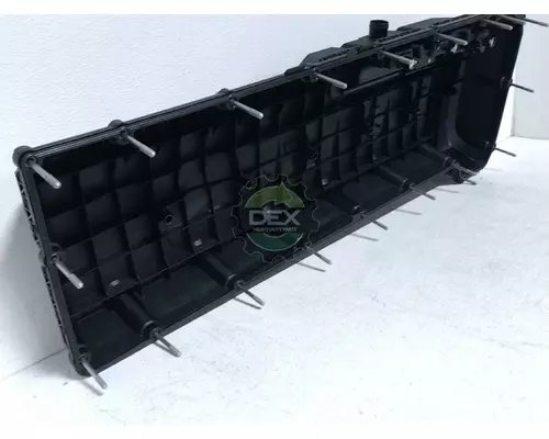 VOLVO  2115 valve cover