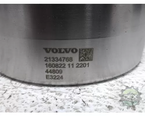 VOLVO  2132 piston