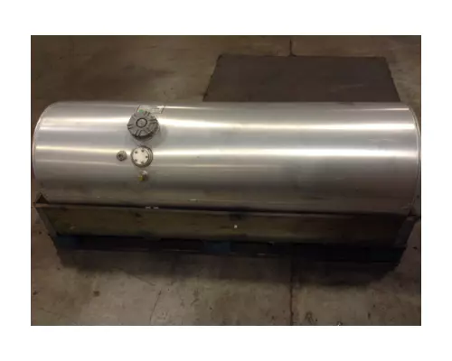 VOLVO  2341 fuel tank