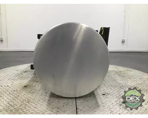 VOLVO  2341 fuel tank