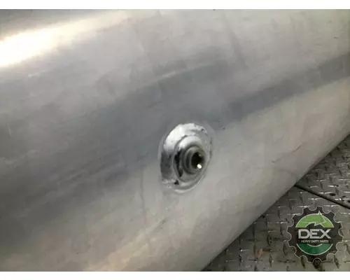 VOLVO  2341 fuel tank