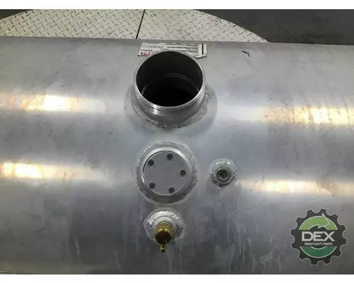 VOLVO  2341 fuel tank