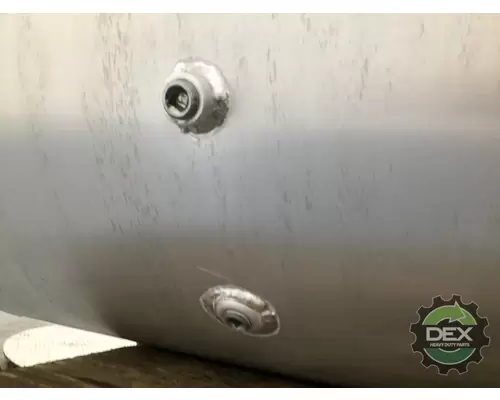 VOLVO  2341 fuel tank