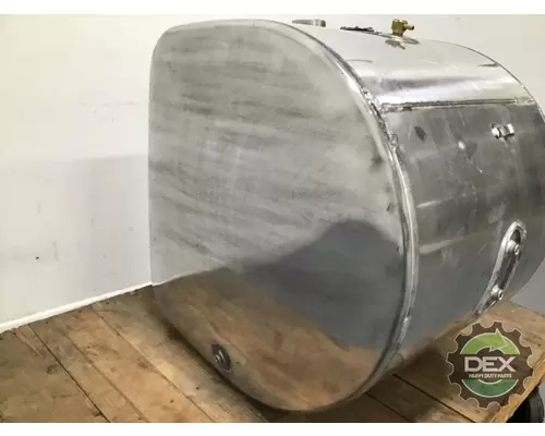 VOLVO  2341 fuel tank