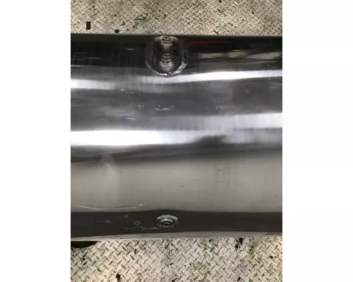 VOLVO  2341 fuel tank