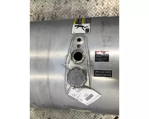 VOLVO  2341 fuel tank