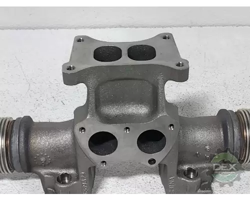 VOLVO  2515 exhaust manifold