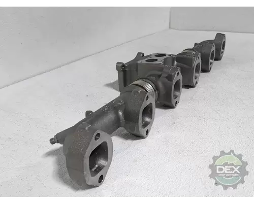 VOLVO  2515 exhaust manifold