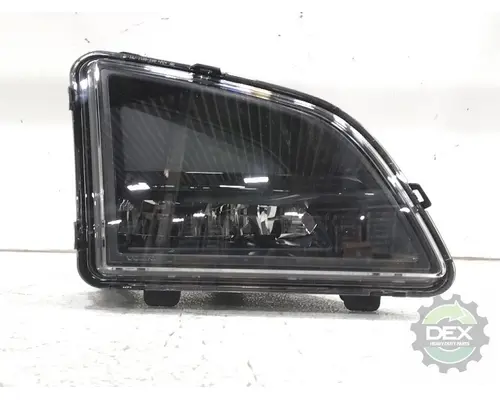 VOLVO  3561 front fog lamp