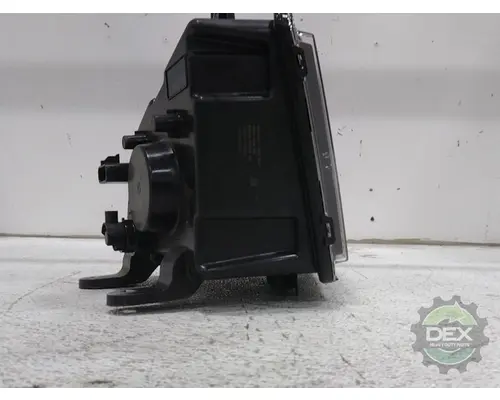 VOLVO  3561 front fog lamp