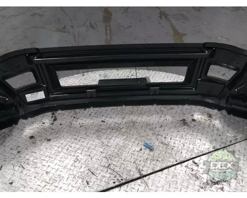 VOLVO  8611 bumper, front