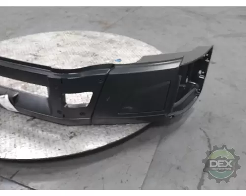 VOLVO  8611 bumper, front