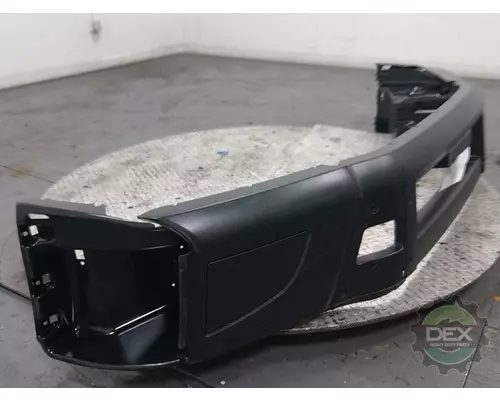 VOLVO  8611 bumper, front