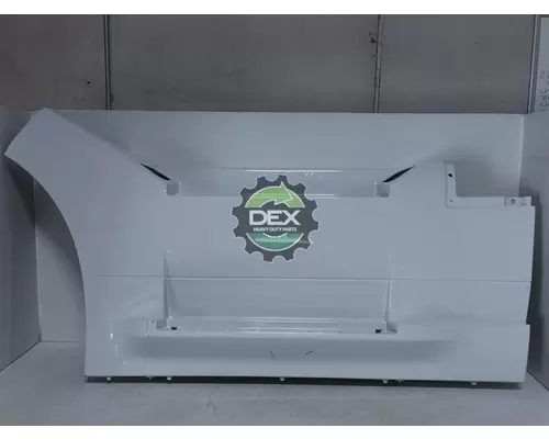 VOLVO  8916 chassis fairings