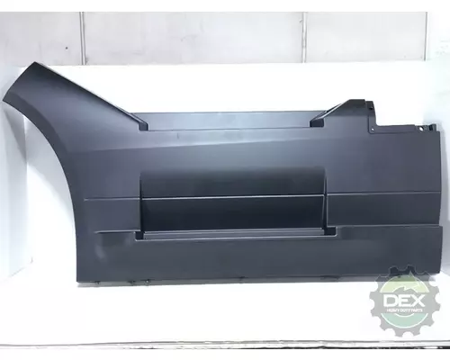 VOLVO  8916 chassis fairings