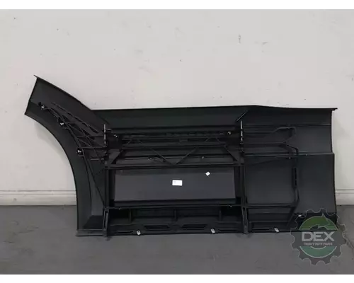 VOLVO  8916 chassis fairings