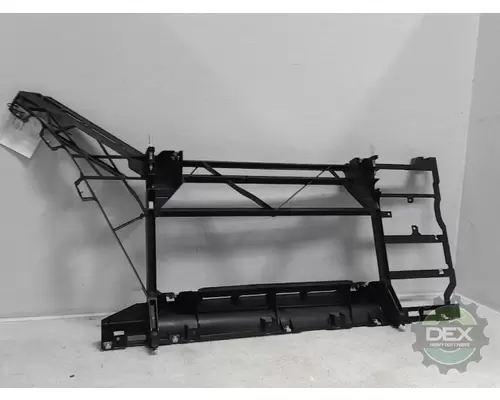 VOLVO  8916 chassis fairings