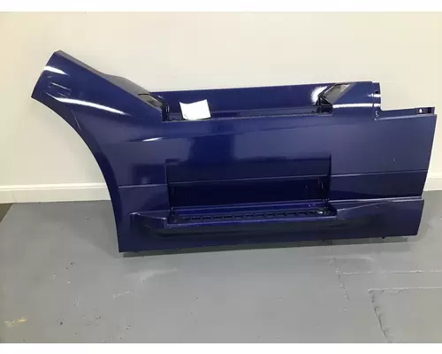 VOLVO  8916 chassis fairings