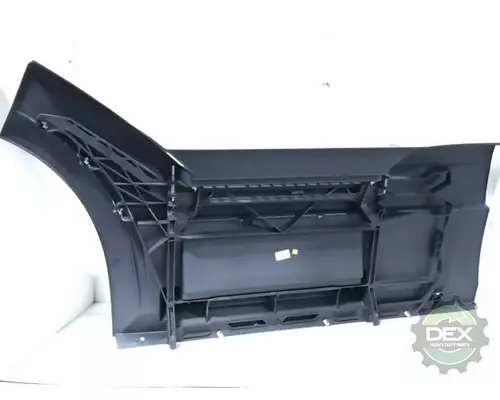 VOLVO  8916 chassis fairings