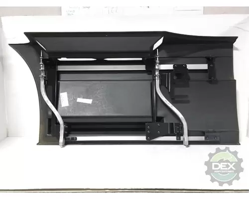 VOLVO  8916 chassis fairings