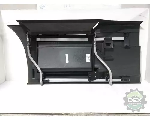 VOLVO  8916 chassis fairings