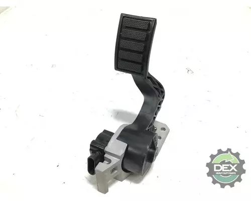 VOLVO  Accelerator Parts