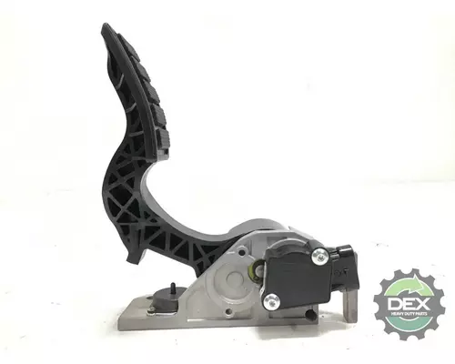 VOLVO  Accelerator Parts