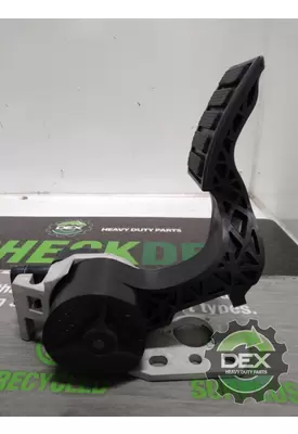 VOLVO  Accelerator Parts