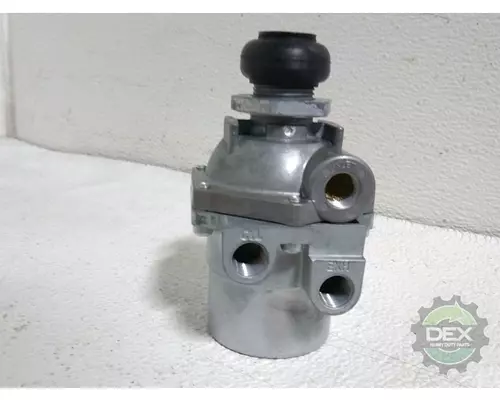 VOLVO  Accelerator Parts