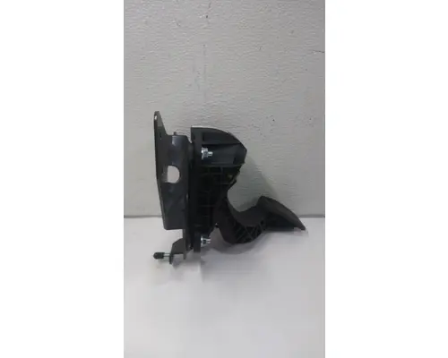 VOLVO  Accelerator Parts