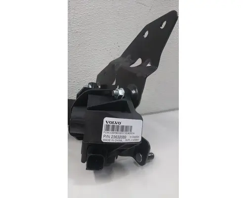 VOLVO  Accelerator Parts