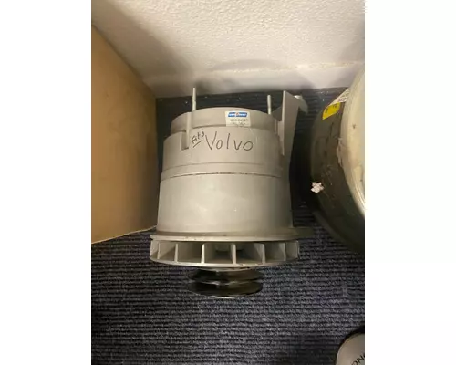 VOLVO  Alternator