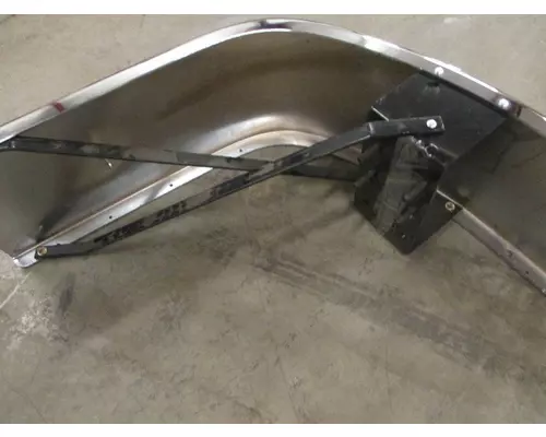 VOLVO  BUMPER ASSEMBLY, FRONT