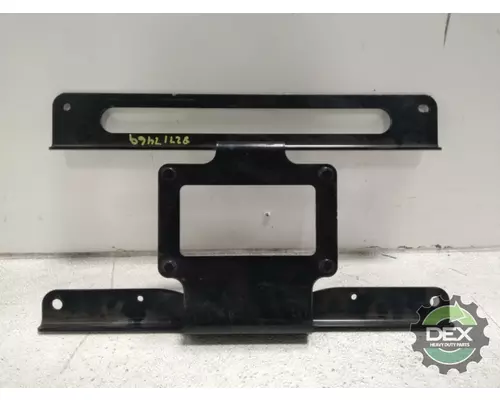 VOLVO  Bumper Assembly, Front